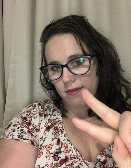 dirtymisstresspaige model exclusive pics