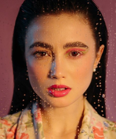 marina mazepa xxx model photo