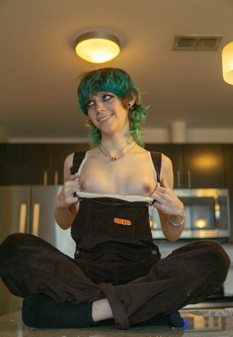 arab thick onlyfans sexy nude pic