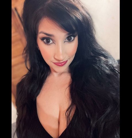 kxoxoxk star nudes images