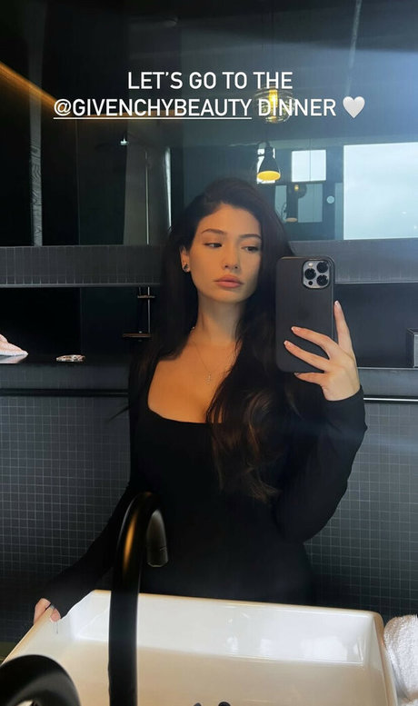 Paola Maria nice model pictures