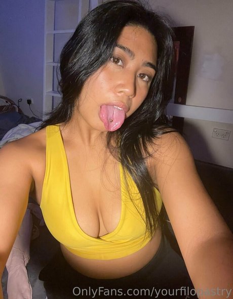 Crystal IGGY sexy actress images