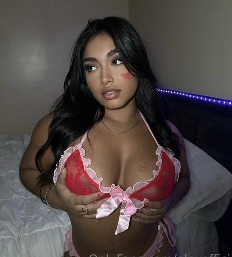 Alejandra Velasquez sexy actress archive