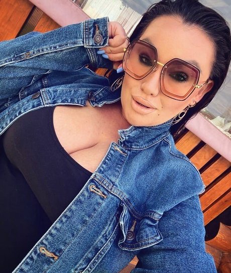 Dasha Kovalenko star free pic