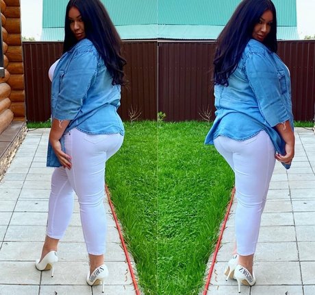 natural ebony onlyfans pretty pics