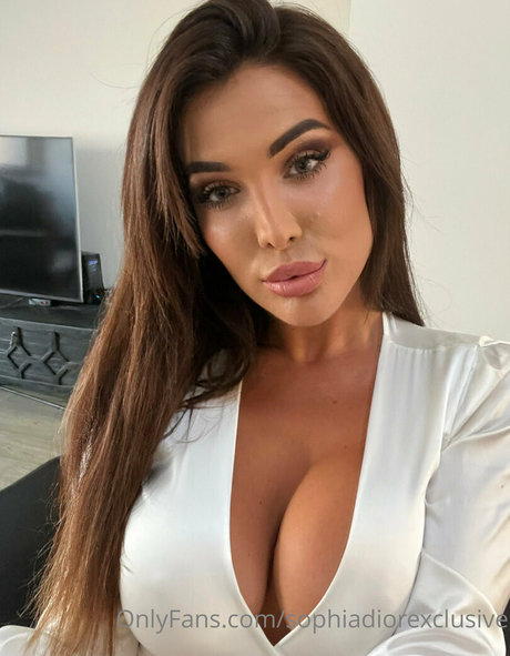 sophiadiorexclusive top actress gallery