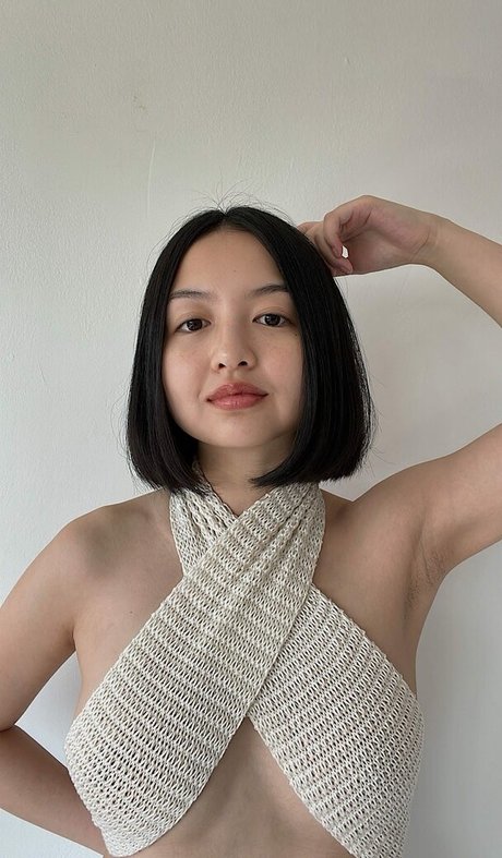 Michaela Zee pretty pornstar photos