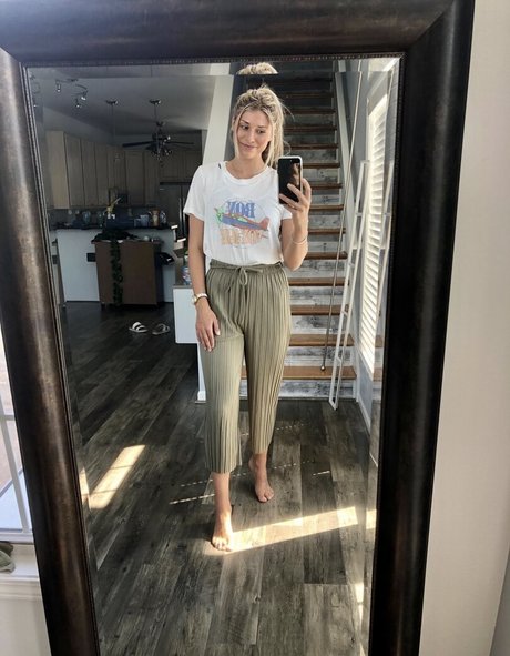 chubby mom onlyfans best photo