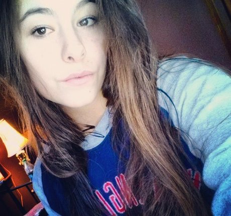 Jordan Rose Schmidt pretty star galleries