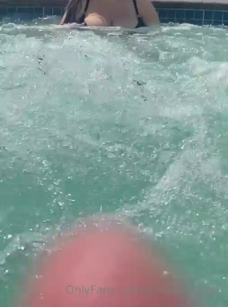 Ashley Bridges star nude gallery