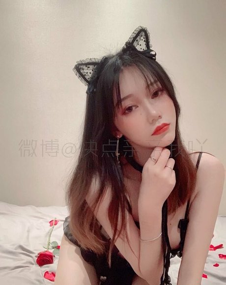 Qinqinwoya xxx star archive