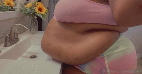 cute asian onlyfans sexy xxx pictures