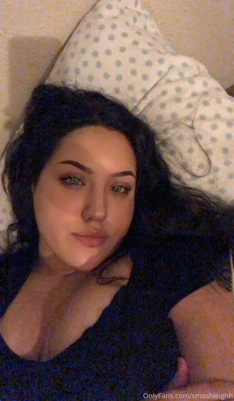 smashleighh naked actress photos