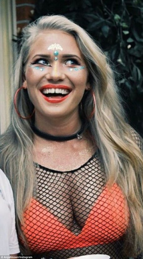 natural ass onlyfans pretty img