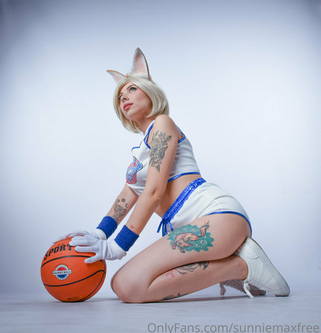sunniemaxfree model best pictures