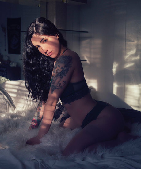 vaegasuicide free pornstar pictures