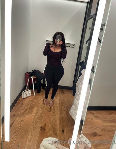 creampie asian onlyfans porno pic