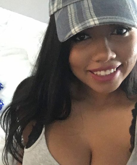 blonde trans onlyfans free galleries