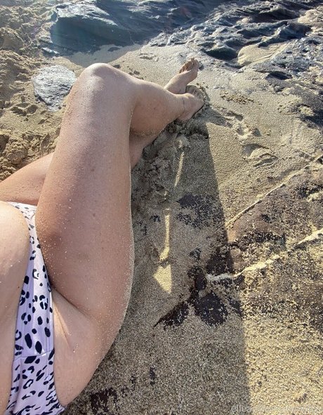 ebony midget onlyfans sexy naked image