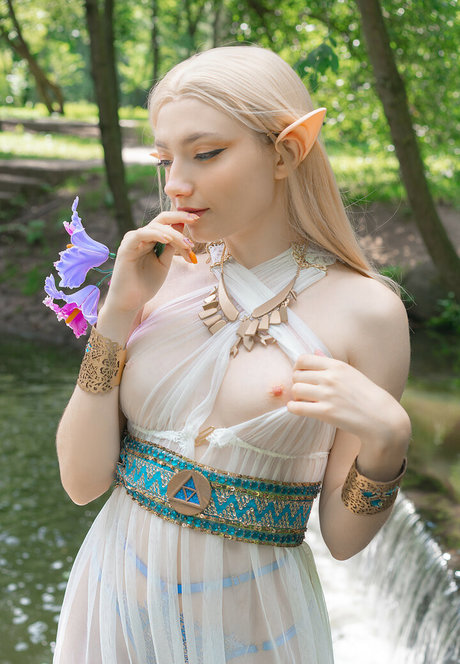 asian brunette onlyfans nudes images