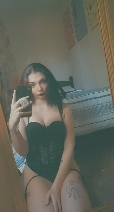 honey girl star top photos