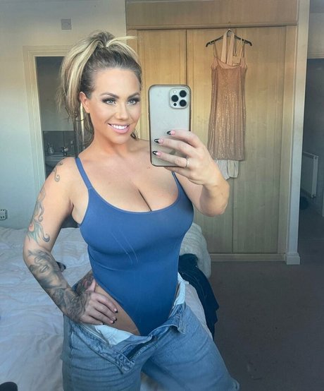 Victoria Love hot actress archive