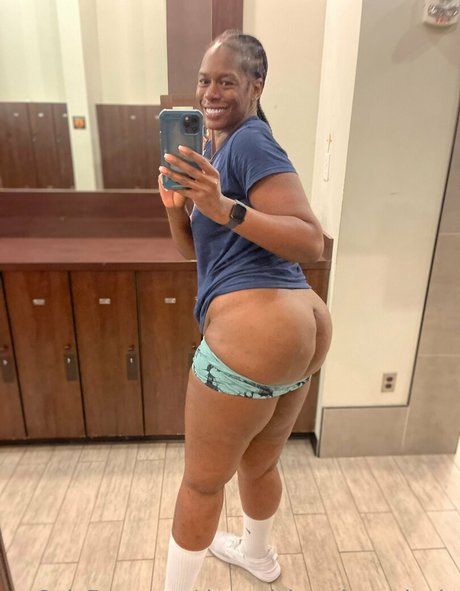 kitty free onlyfans erotic pic