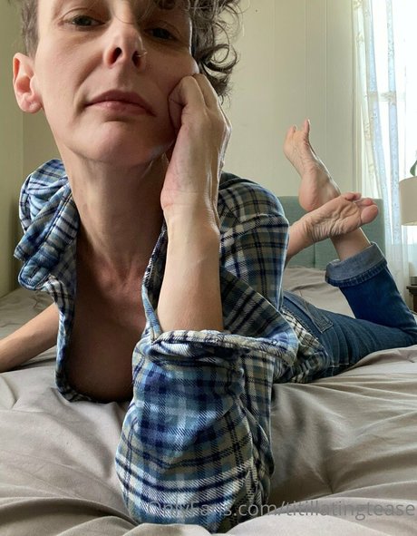 ginger twink onlyfans top picture