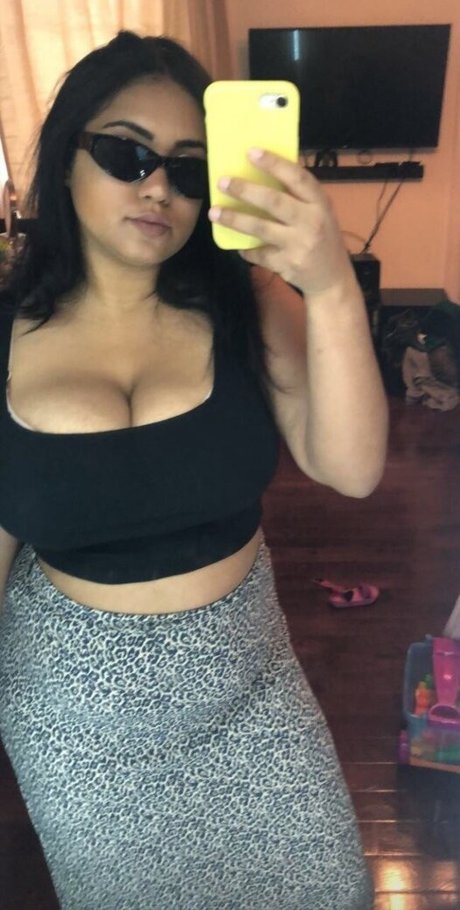 mynamesydalia pretty pornstar pics