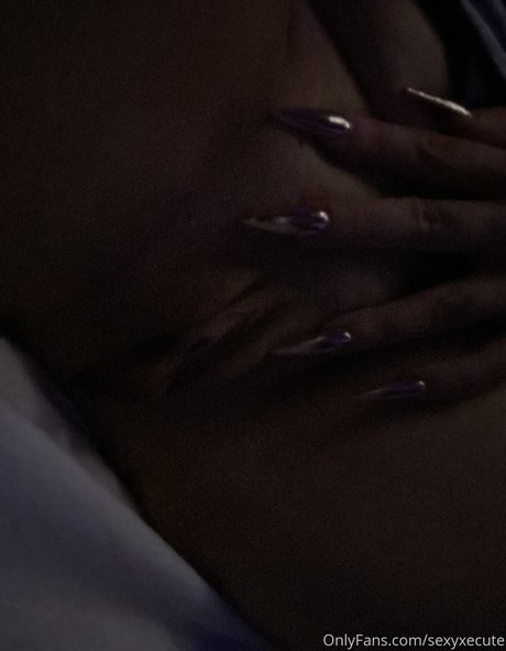 missyxecute naked actress pics