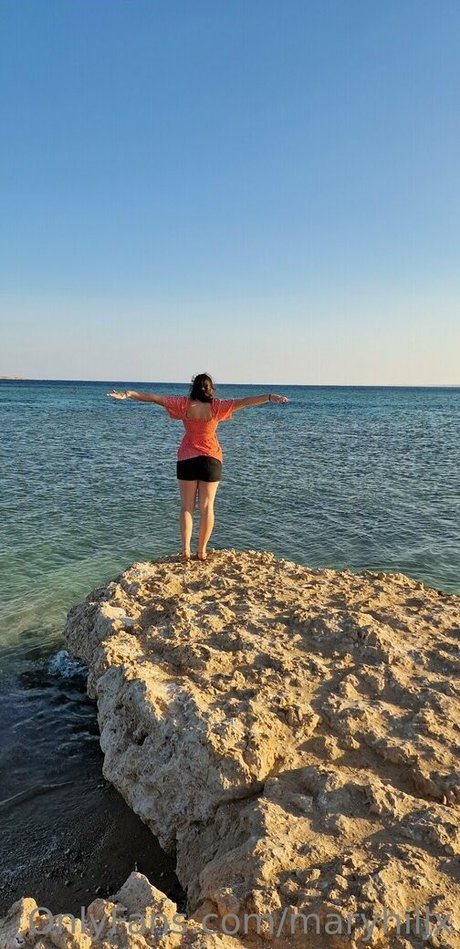 maryhillx nude model image