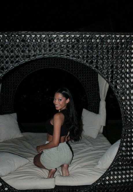 mature lingerie onlyfans top images