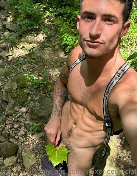 maxpriceofficial porn model pic