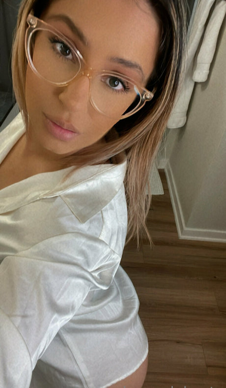 Missmadalyn star sexy image