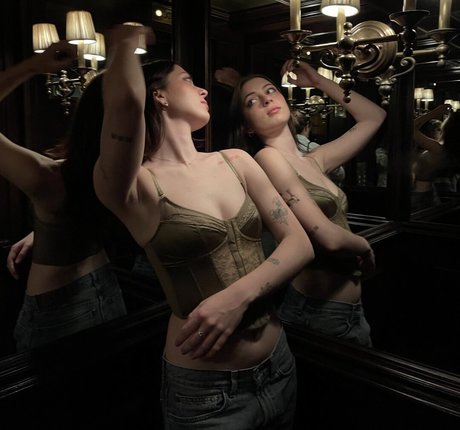 asian brunette onlyfans art naked pic