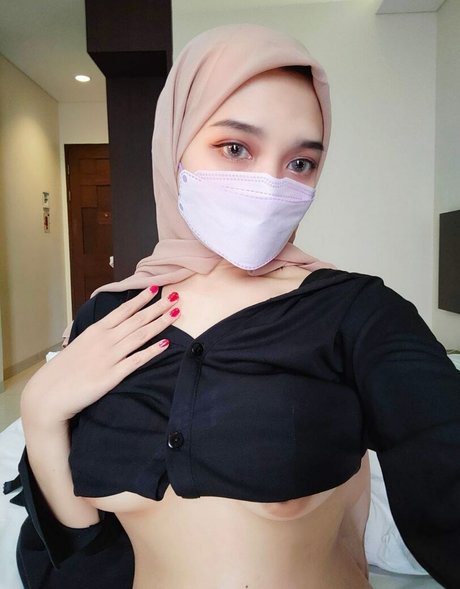 CamillaReese sex model pics