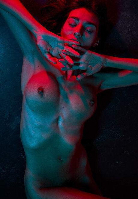 ireenel_ pretty pornstar img