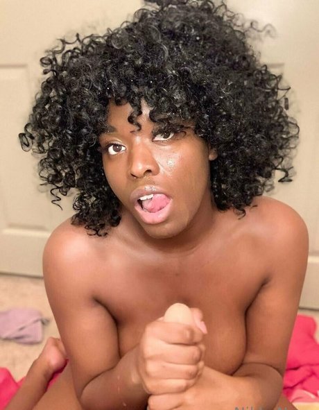 nikkynyxx star top pictures