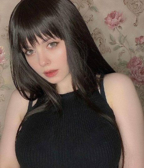 Xiao Elsie model naked galleries