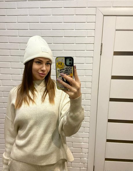 mollly dolly star nudes pics