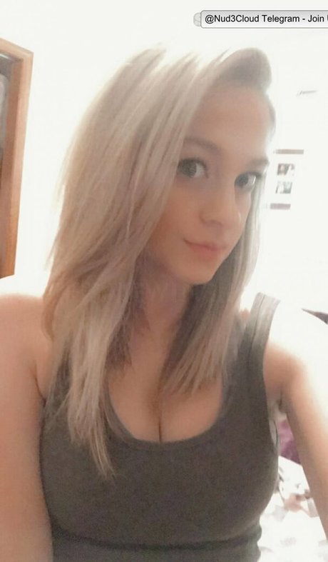 asian brunette onlyfans free nude photo