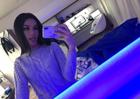 Sweet Lady Cola pornstar nice archive