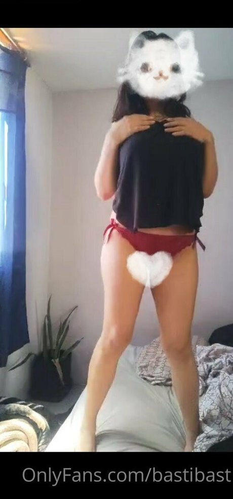 bastibast naked pornstar photos