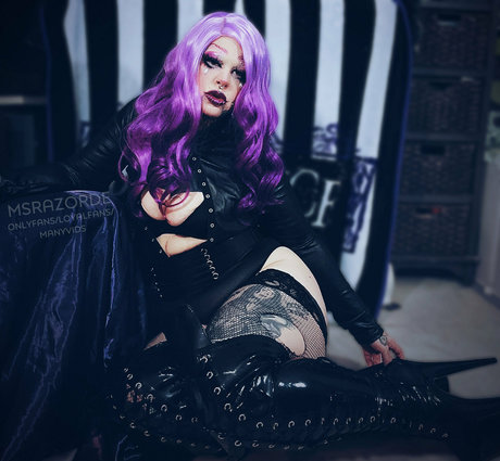 cute ladyboy onlyfans top img