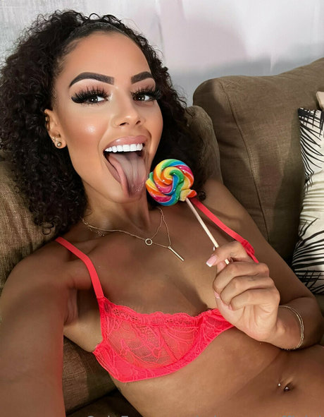 miamoonofficial star hd photo