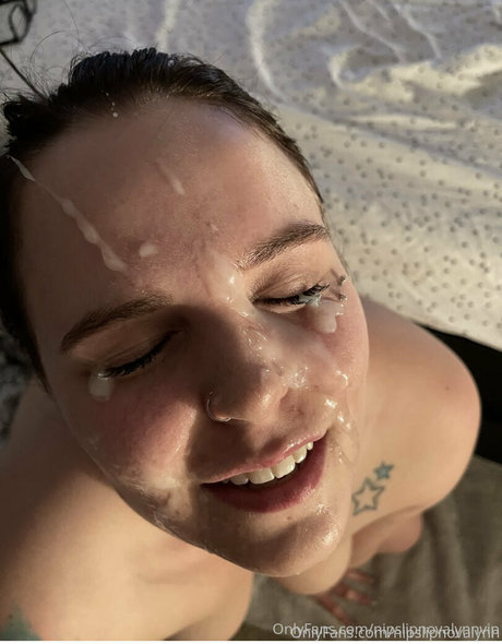 gay midget onlyfans top img