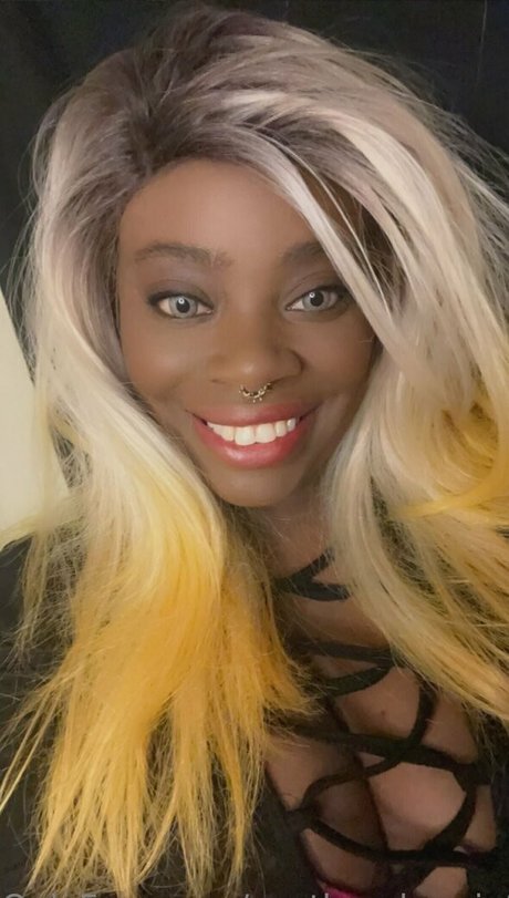 chubby mom onlyfans art naked pictures