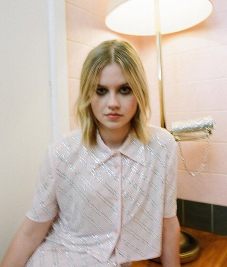 Angourie Rice pornstar hd pictures