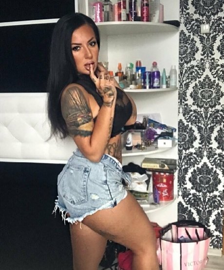 cuckquean onlyfans hot pic