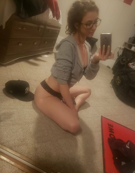 black hair onlyfans sexy naked photo